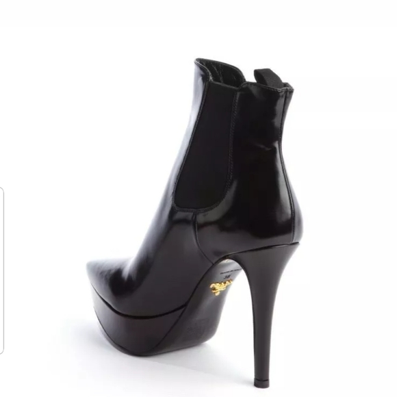 Authentic Prada ankle boots - Picture 2 of 7